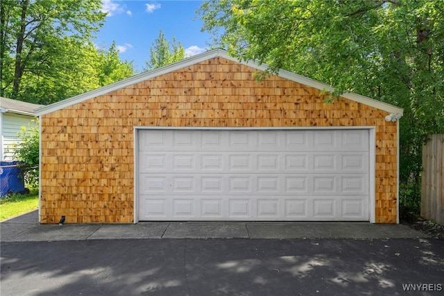 315 Westfield Rd N, Amherst, NY 14226 - view of detached garage