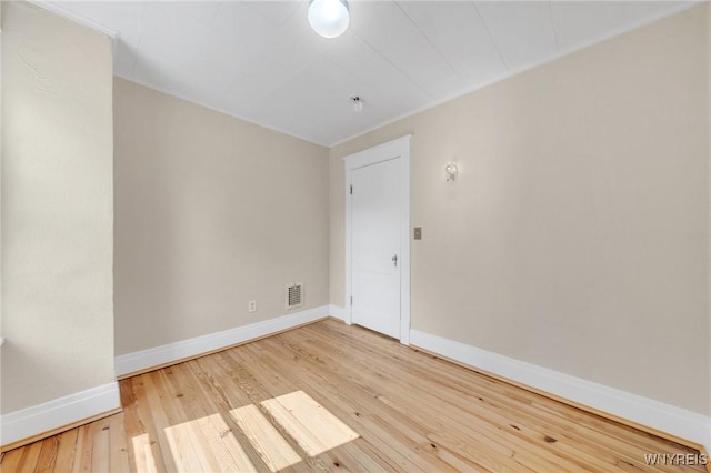 315 Westfield Rd N, Amherst, NY 14226 - empty room featuring hardwood / wood-style flooring and baseboards