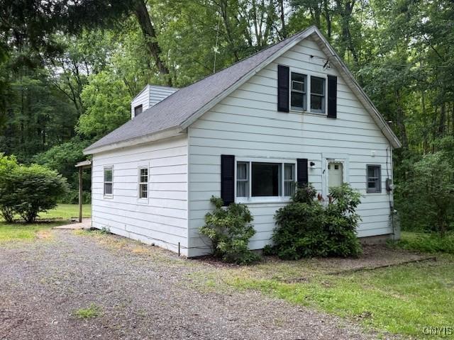 1086 Sweatman Ave, Oneida-Inside, NY 13421 - view of side of home