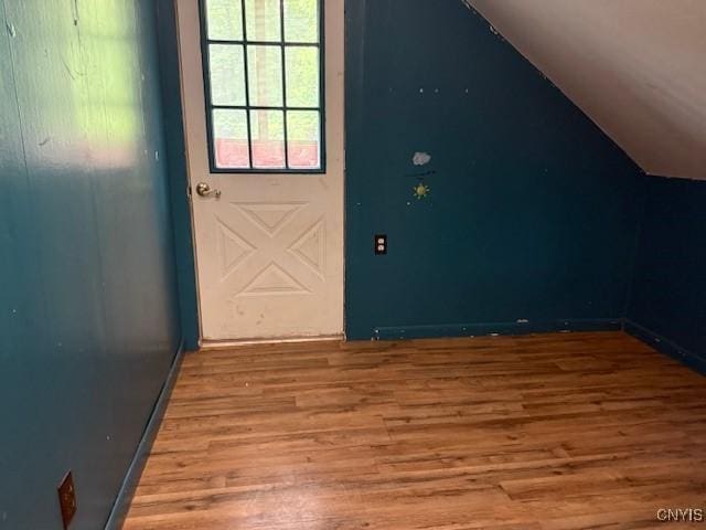 1086 Sweatman Ave, Oneida-Inside, NY 13421 - bonus room featuring wood finished floors and vaulted ceiling