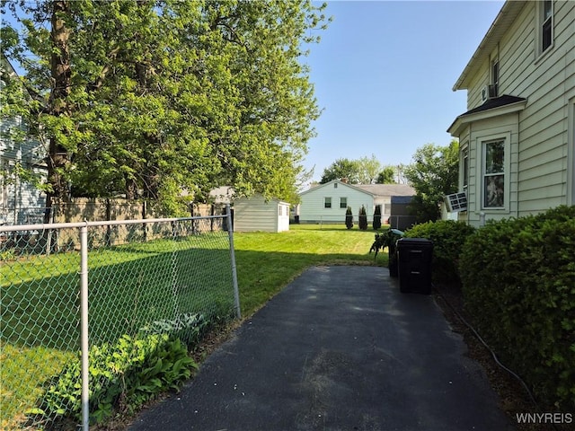 359 Utica St, Tonawanda-City, NY 14150 - view of yard