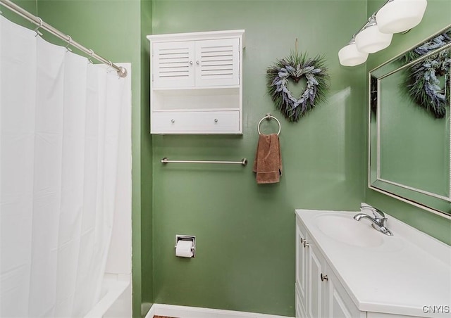 5458 Oxbow Rd, Cazenovia, NY 13035 - full bath with vanity and shower / bath combo with shower curtain
