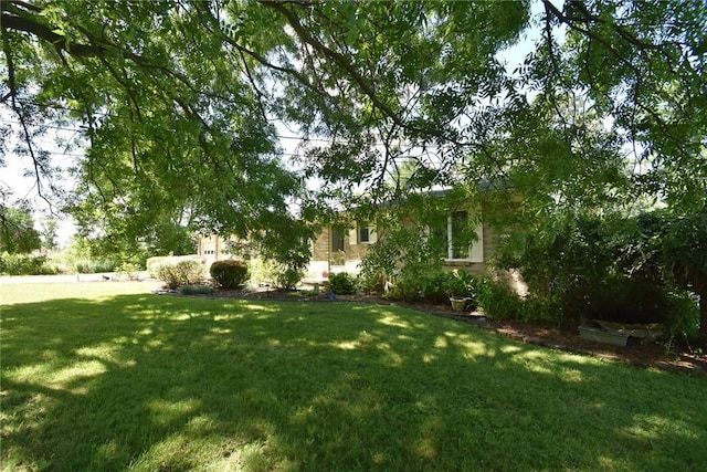 969 Erie Street Rd, Macedon, NY 14502 - view of grassy yard