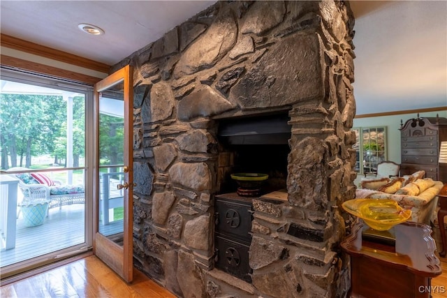 1664 S Ivy, Lysander, NY 13027 - detailed view of ornamental molding and wood finished floors