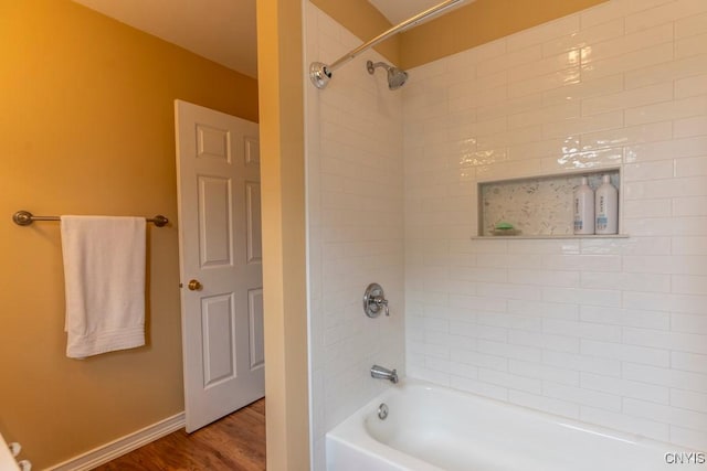 8228 Dampier Cir, Clay, NY 13090 - full bath with wood finished floors and washtub / shower combination