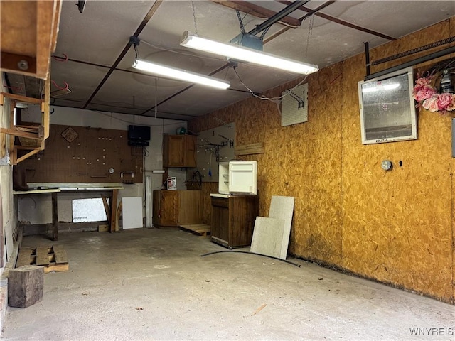 11052 S Lake Rd, Pavilion, NY 14525 - garage featuring a workshop area