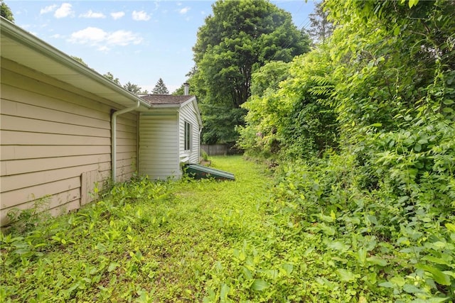 39 Scotch Ln, Irondequoit, NY 14617 - view of yard