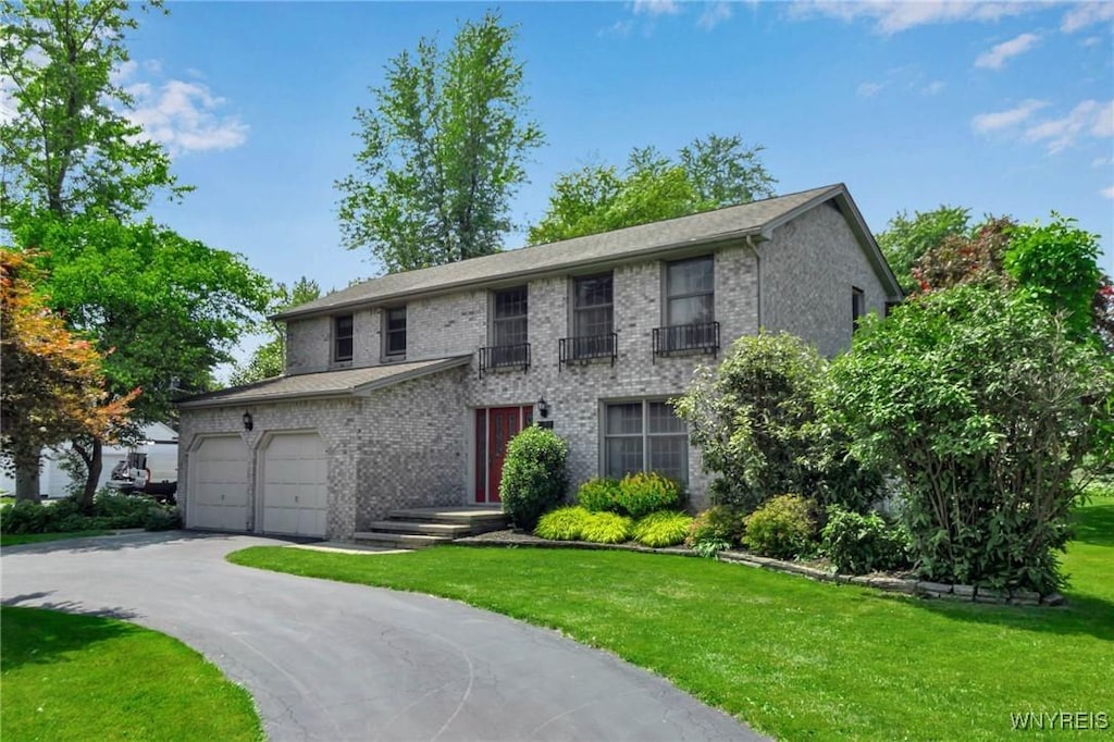 5240 Brookhaven Dr, Clarence, NY 14031 - photo 1