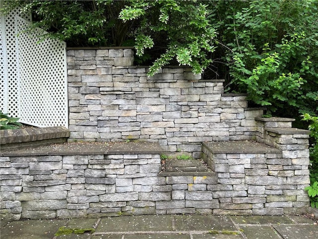 7 Orchard Pl, Bradford-City, PA 16701 - exterior view