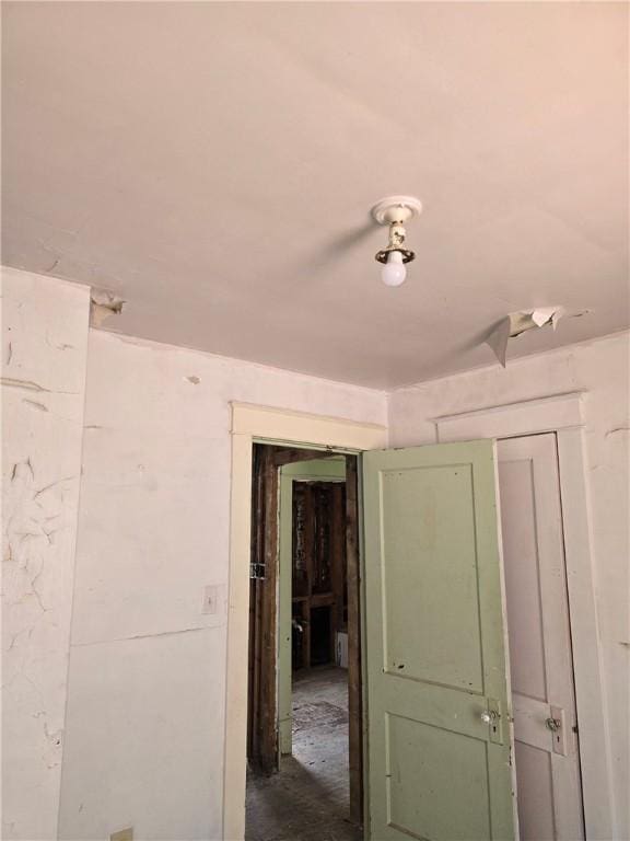 1791 Welch Ave, Niagara Falls, NY 14303 - view of corridor