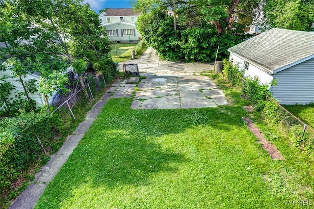 2776 Forest Ave, Niagara Falls, NY 14303 - view of yard with a patio
