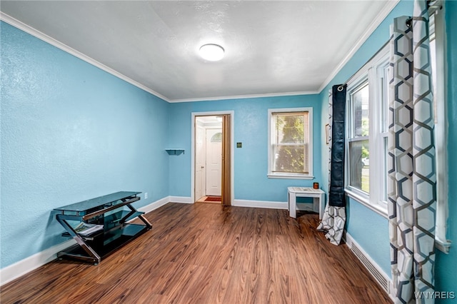 2776 Forest Ave, Niagara Falls, NY 14303 - entryway featuring crown molding, dark wood-type flooring, and a textured wall