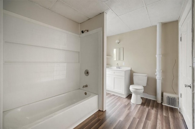 37 Nelson St, Auburn, NY 13021 - full bath featuring vanity, shower / bathtub combination, and wood finished floors