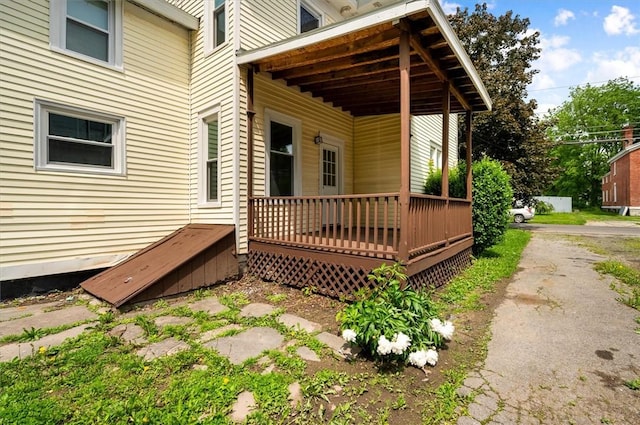 37 Nelson St, Auburn, NY 13021 - view of wooden terrace