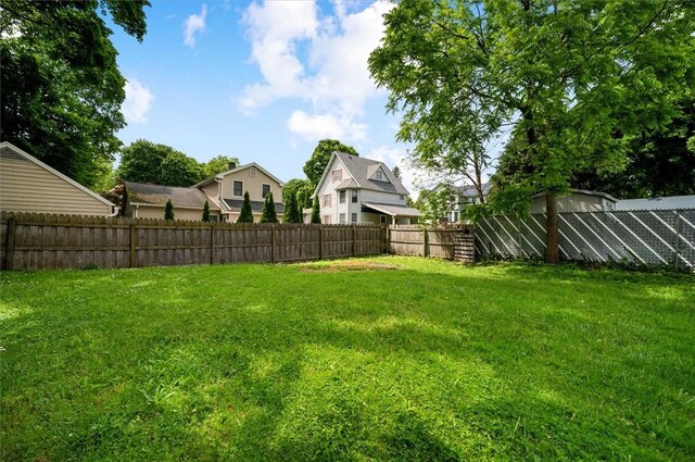 37 Nelson St, Auburn, NY 13021 - view of fenced backyard