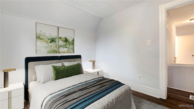 63 Briggs Ave, Buffalo, NY 14207 - bedroom featuring wood finished floors and baseboards