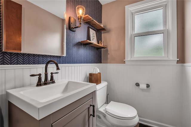 847 Starin Ave, Tonawanda-Town, NY 14223 - bathroom with wainscoting and vanity