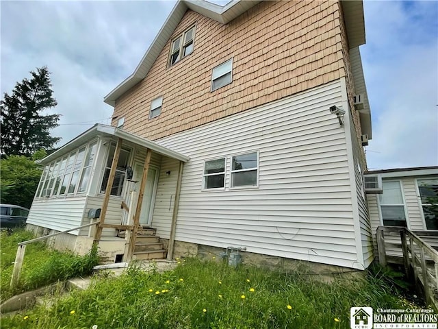 102 Broadhead Ave, Jamestown, NY 14701 - rear view of house featuring entry steps