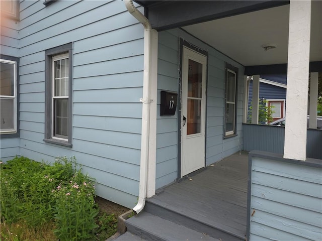 17 Lake St, Mount Morris, NY 14510 - entrance to property featuring a porch