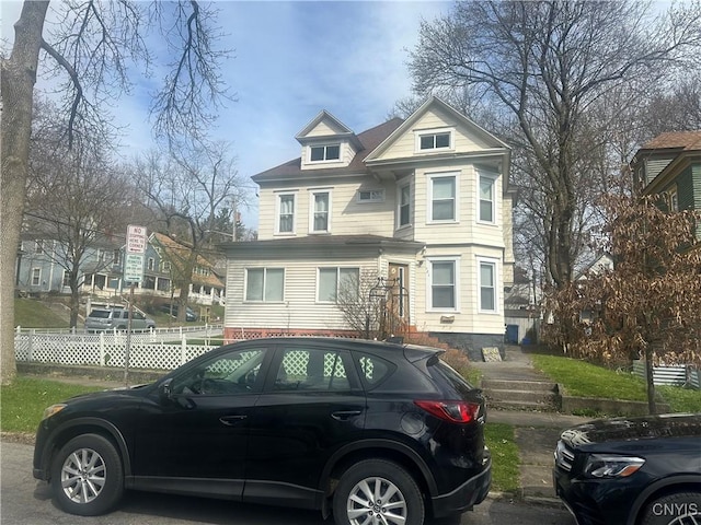 101 Avondale Pl, Syracuse, NY 13210 - view of victorian home