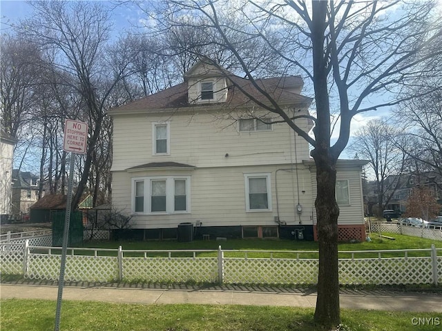 101 Avondale Pl, Syracuse, NY 13210 - rear view of house