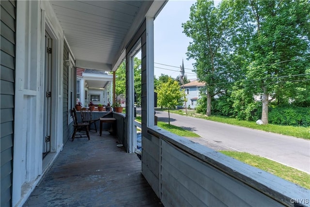 221.5 Lakeview Ave, Syracuse, NY 13204 - porch with a carport