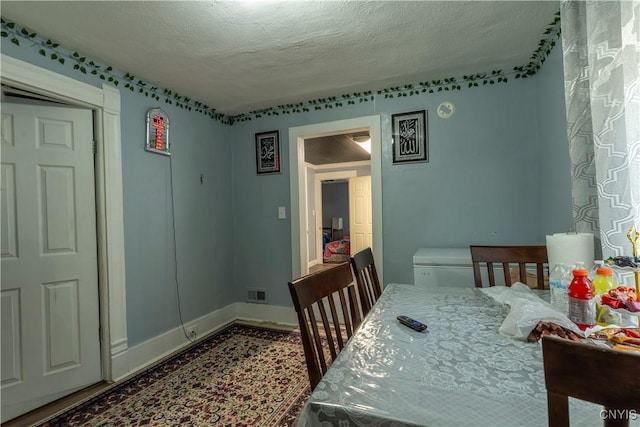 220 Lakeview Ave, Syracuse, NY 13204 - dining area with a textured ceiling