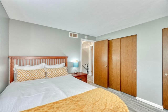 21 Wethersfield Rd, Chili, NY 14624 - bedroom with wood finished floors and baseboards