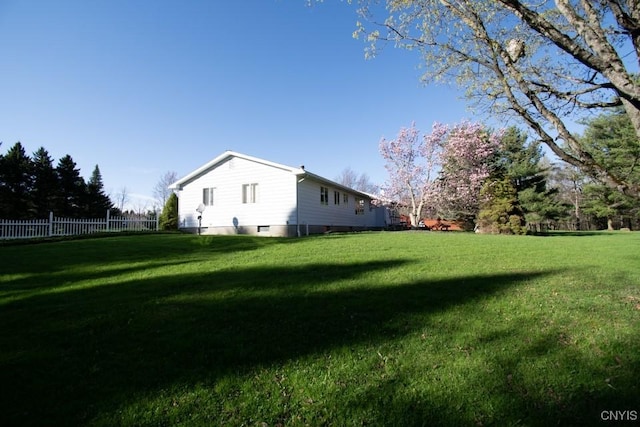 462 Hacadam Rd, Frankfort, NY 13456 - view of yard