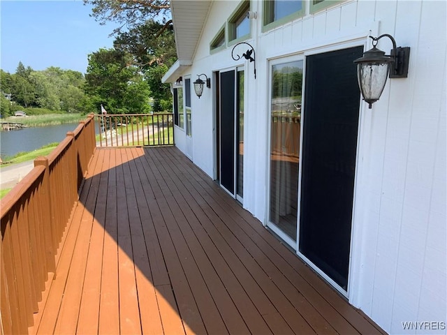 926 Bluff Rd, Carlton, NY 14571 - deck with a water view