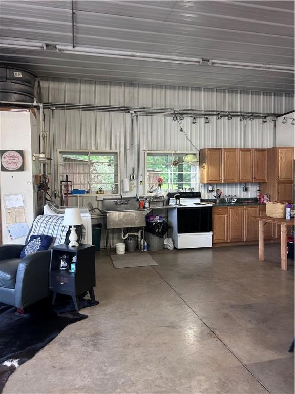 474 Thorpe Rd, Sidney, NY 13838 - garage featuring a sink