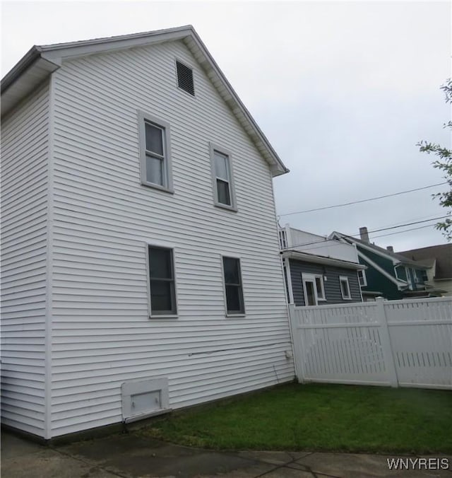 38 Mumford St, Buffalo, NY 14220 - photo 4