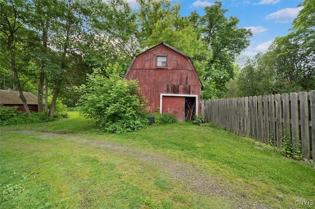 16 Meadow St, Kirkland, NY 13323 - view of barn featuring driveway