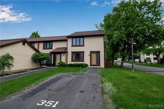 351 Charlesgate Cir, Amherst, NY 14051 - view of property with a front yard