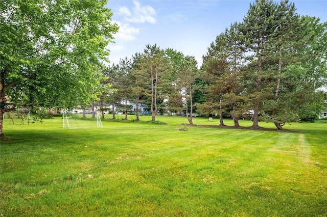 99 Old English Dr, Greece, NY 14616 - view of yard with a sport area