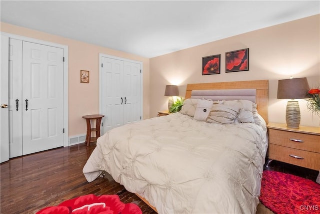 4582 Whetstone Rd, Manlius, NY 13104 - bedroom with dark wood-style floors and baseboards
