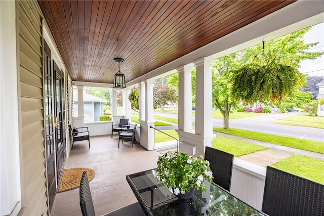 905 W Center St, Ridgeway, NY 14103 - view of sunroom