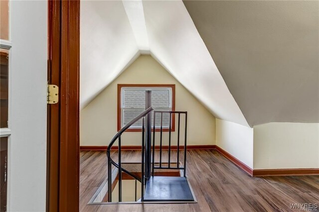 373 Urban St, Buffalo, NY 14211 - bonus room with lofted ceiling and wood finished floors