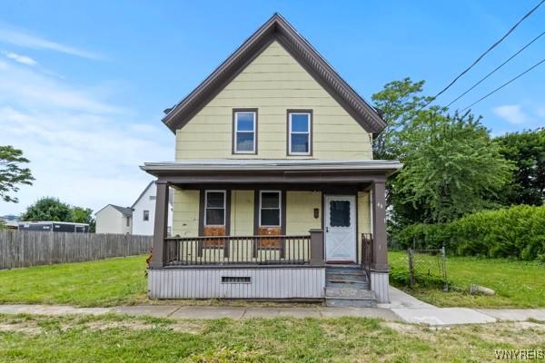 46 Mulberry St, Buffalo, NY 14204 - view of front of home with a porch