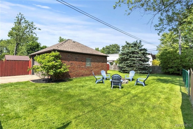 580 Roycroft Blvd, Cheektowaga, NY 14225 - view of fenced backyard