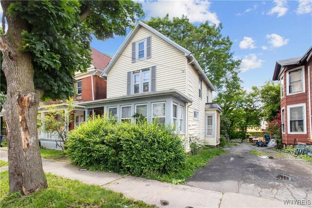 319 Ferry Ave, Niagara Falls, NY 14301 - photo 3