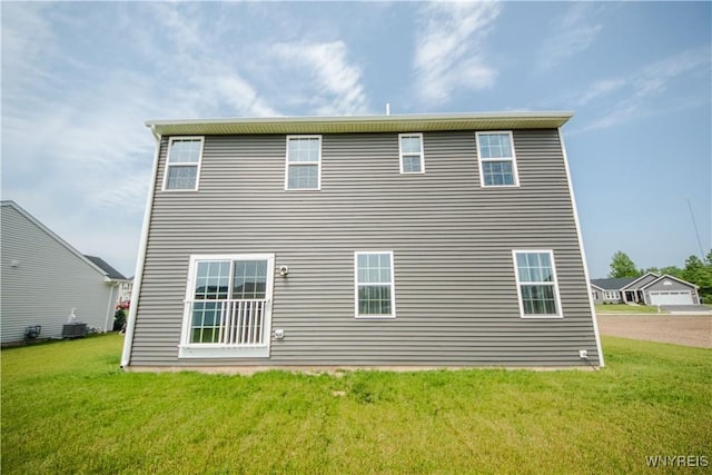510 Limestone Ct, Grand Island, NY 14072 - back of house with a lawn