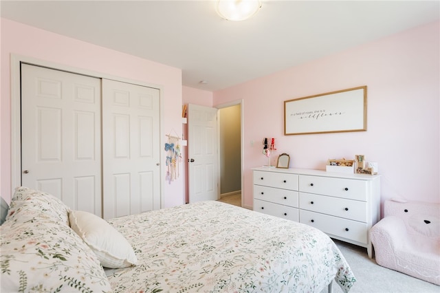 4585 Carlyes Ct, Hamburg, NY 14075 - bedroom featuring carpet flooring and a closet