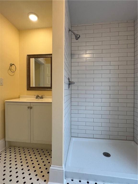 534 Mount Zoar St, Elmira-City, NY 14904 - bathroom with a shower stall and vanity