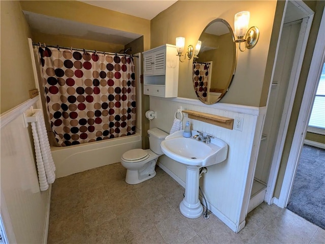 354 Euclid Ave, Elmira City, NY 14905 - bathroom featuring shower / bath combo and tile patterned flooring