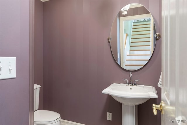 2371 Bullis Rd, Elma, NY 14059 - bathroom with toilet