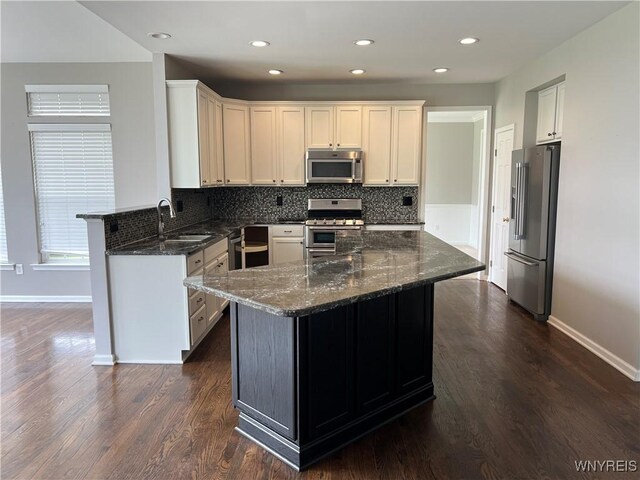 7245 Edgewater Cir, Pendleton, NY 14120 - photo 16