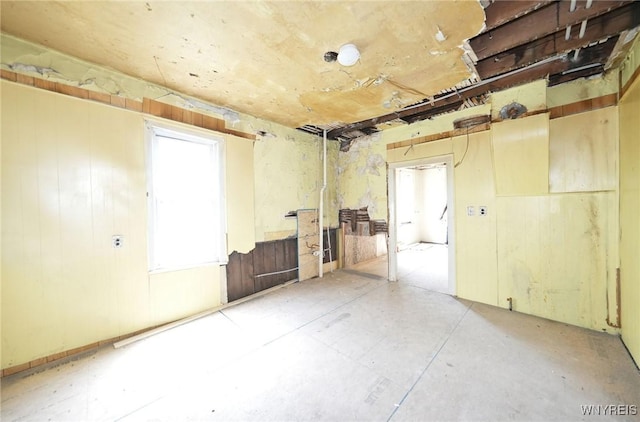 443 Madison St, Buffalo, NY 14212 - view of unfurnished room