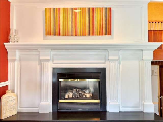 3 Suncrest Ter, Oneonta-City, NY 13820 - detailed view of a fireplace with flush hearth