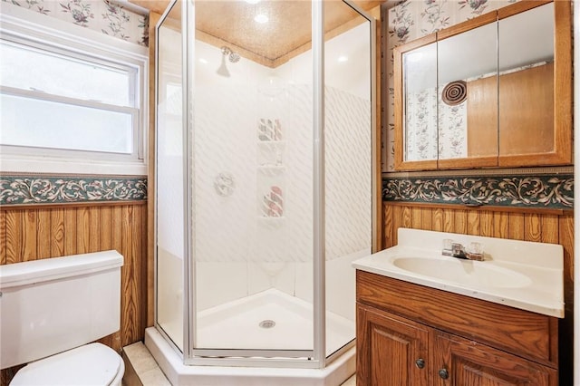 77 Chad Cir, Greece, NY 14616 - full bath with wallpapered walls, a stall shower, and vanity